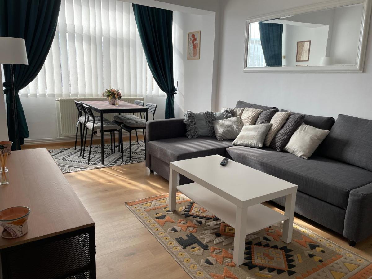 Apartament Cina Husi Extérieur photo