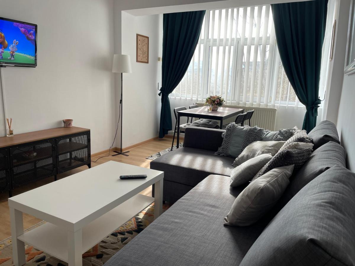 Apartament Cina Husi Extérieur photo