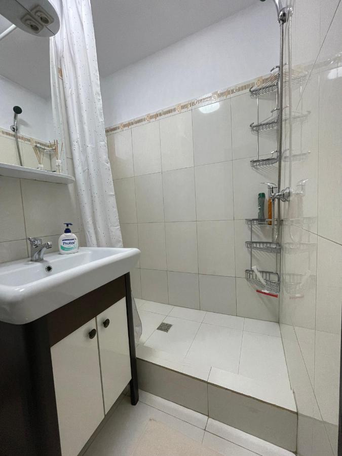 Apartament Cina Husi Extérieur photo