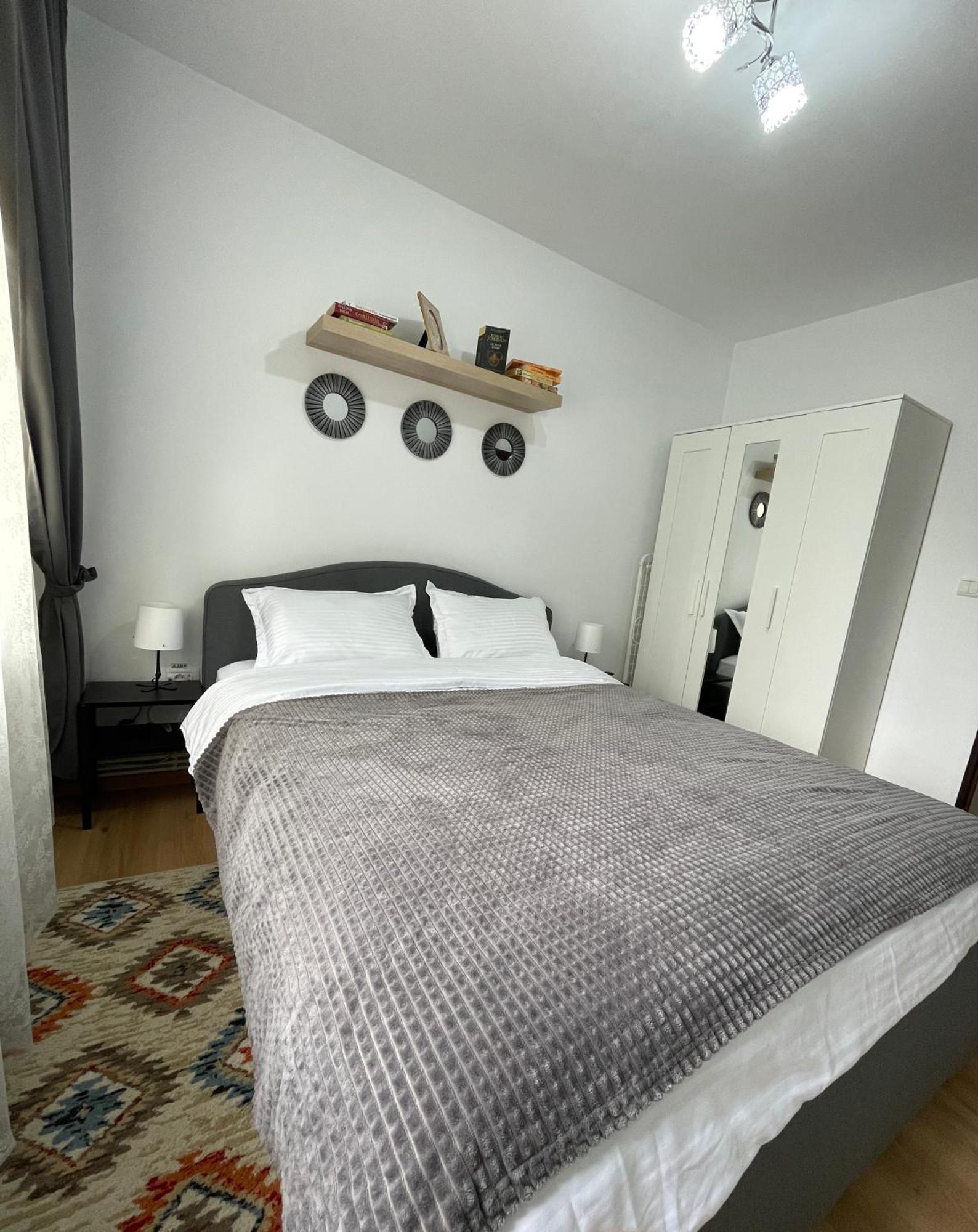 Apartament Cina Husi Extérieur photo